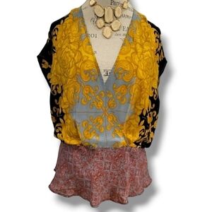 Petticoat Alley 100% Silk Patchwork Short-Sleeve Top Gold Black - Size Small